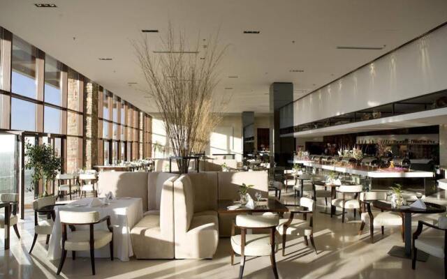Tianjin Eagle Land International Hotel