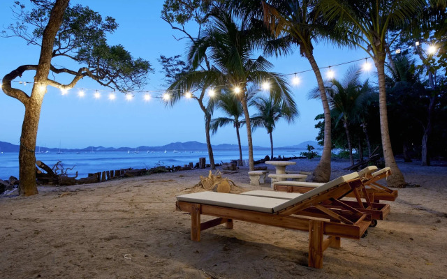 The Coast Beachfront Hotel