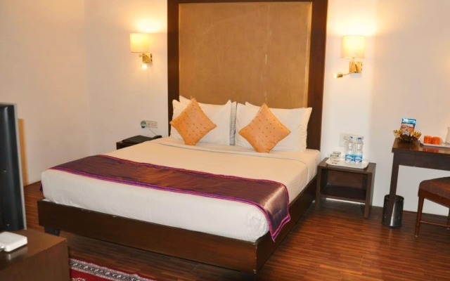 Hotel Clarks Collection Bhavnagar