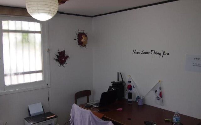 GUESTHOUSE 345 - Hostel
