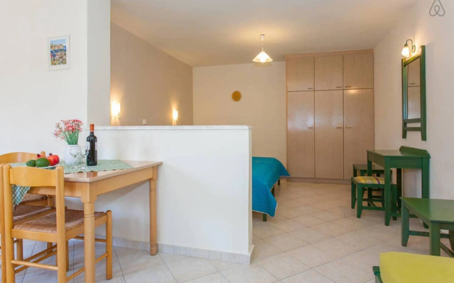 Armonia Apartments & Studios