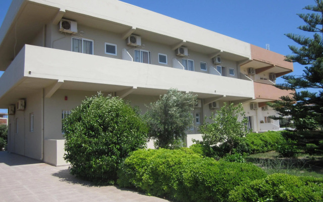 Vickys Studios Faliraki