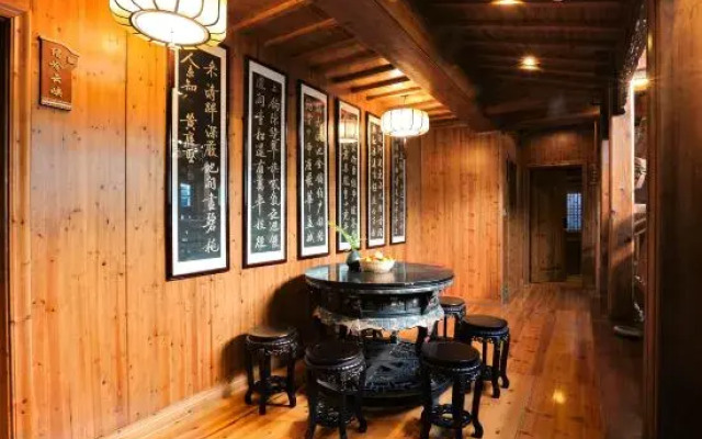 Jinyuetang Boutique Guesthouse