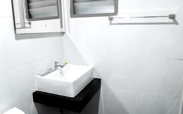 Roomquest Don Muang Airport