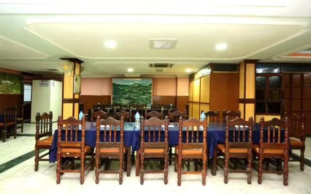OYO 502 Avocado Orchid Resort