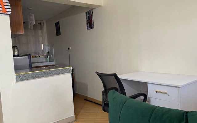 Eunrob Plaza Apartments Utawala