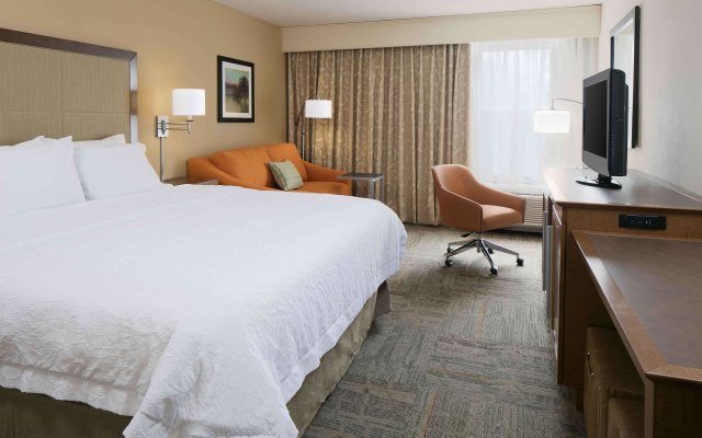 Hampton Inn Kansas City/Shawnee Mission