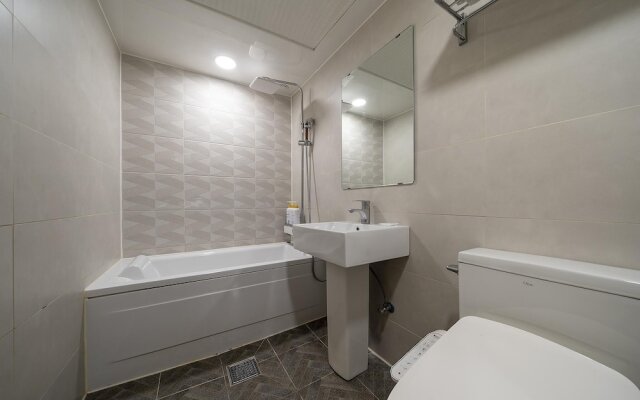 Incheon (Ganseok-dong) Hotel Prague