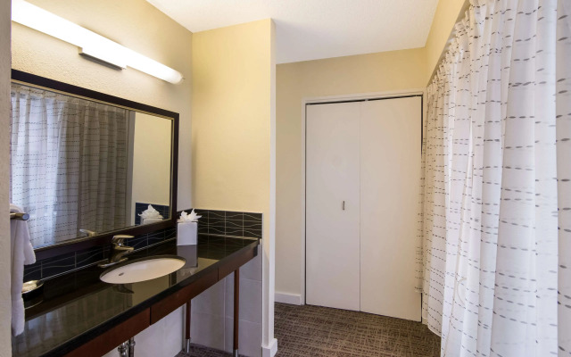 Sonesta ES Suites Chicago Downtown Magnificent Mile - Medical