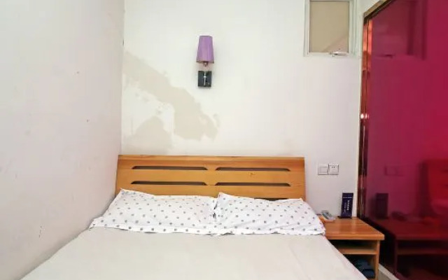Xingshu 99 Chain Hotel (Shanghai Kongjiang Road Shop)