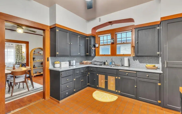 Brick & Creek House 3 Bedroom Home