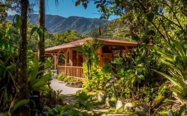 Rio Chirripo Lodge & Retreat