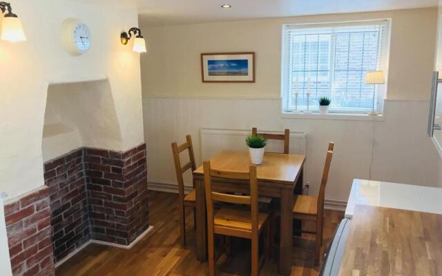 Wisteria Cottage
