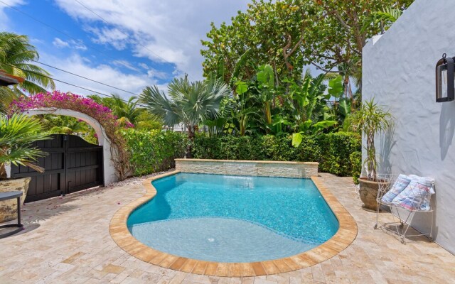 Casa Michaeline Vacation Home