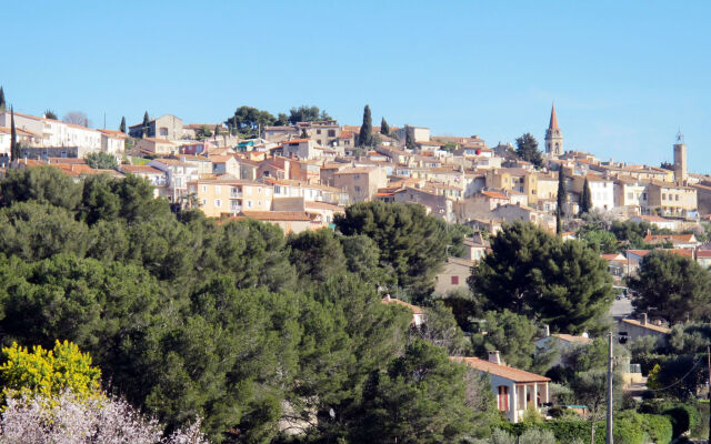 Holiday Home Le Puit des Oliviers 1 (LCD150)