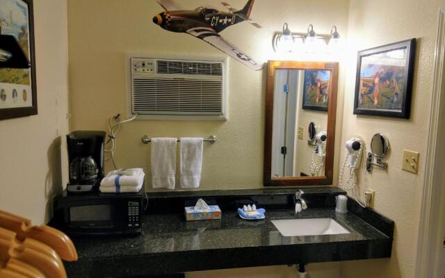 Amelia's Landing Hotel