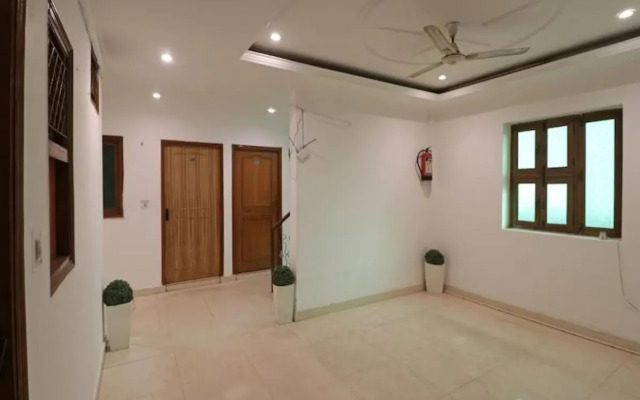 Hotel Sehrawat Inn