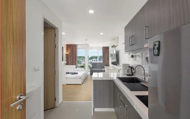 Studio in Ozone Condo in Kata A702