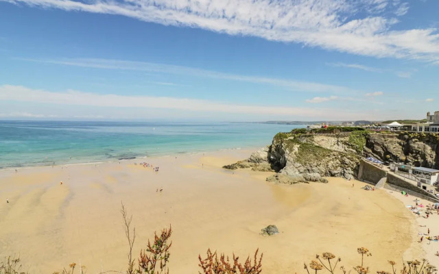30 Cliff Edge