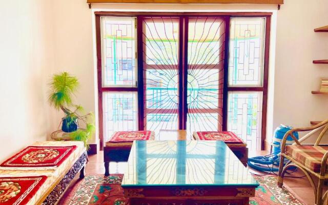Aashishkhim Guest House