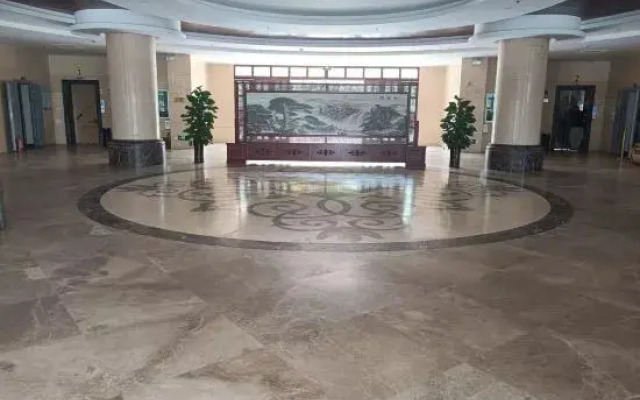 Wanning Longqi Hotel (Xinglong Tourism Resort)