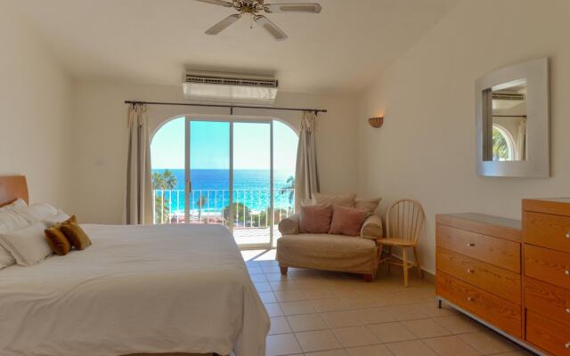 Family&Groups Steps from Beach, Villa Oceano, 4 BR