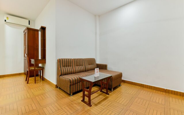 OYO 16711 Malabar Plaza Inn