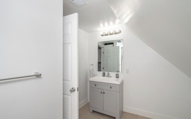 Suites on Main 3
