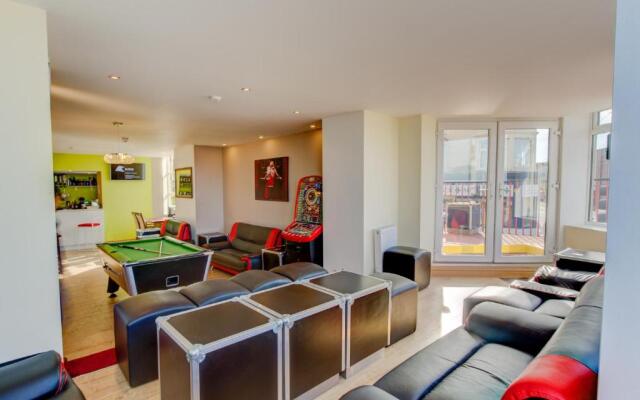 New Promenade hotel