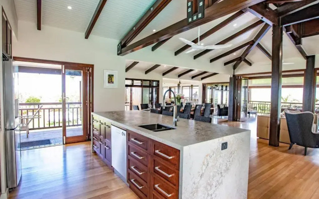 Bangalow - Best View in Port Douglas