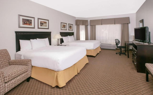 Holiday Inn Express & Suites Roswell