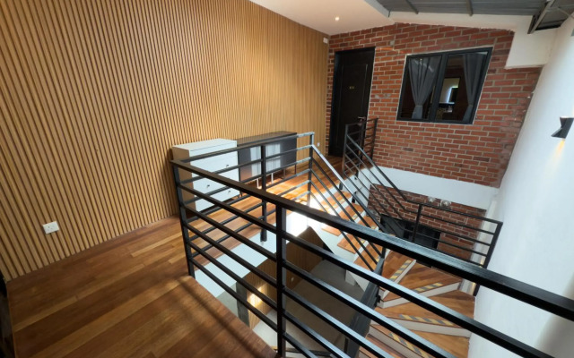 Reunion Heritage House