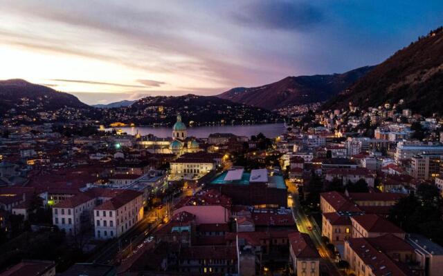 Spazio 77 - the House of Travelers