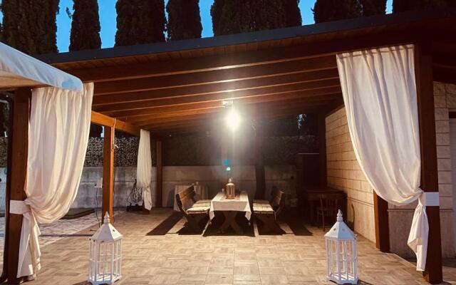 Casetta con Piscina - internet gratuito