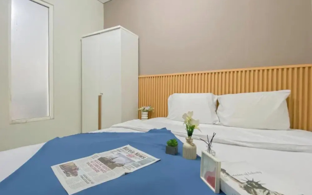Cozy Living And Homey 2Br Apartment At Nifarro Park