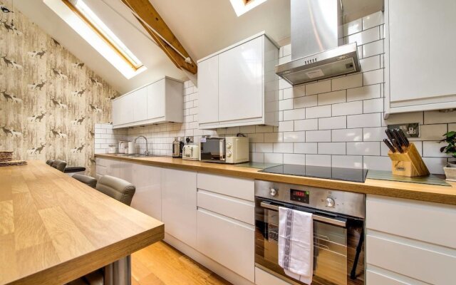 Stunning And Modern 3Bedroom Mews House With Parking