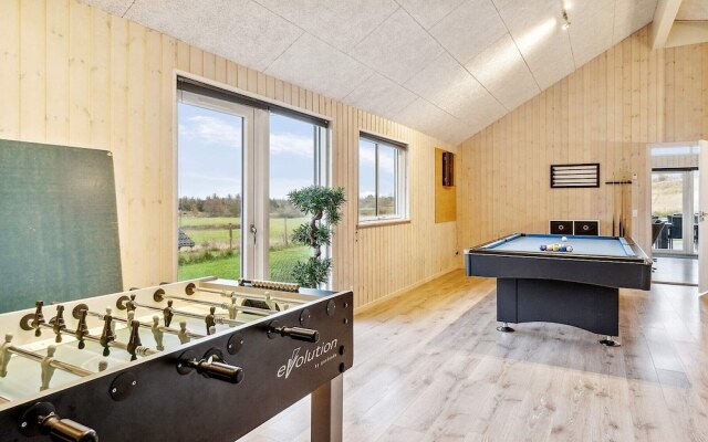 18 Person Holiday Home in Vejby