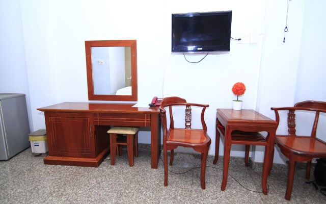 Truong Giang Hotel