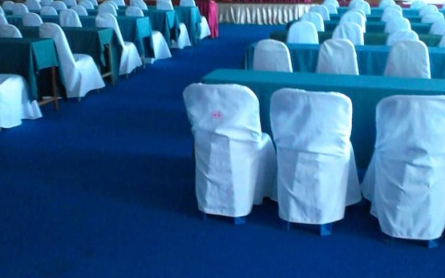 Sakol Grand Palace Hotel