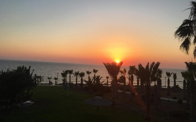 Helios Bay Hotel Apartments