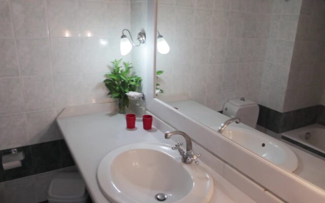 ILIOS APARTHOTEL(Tigaki)
