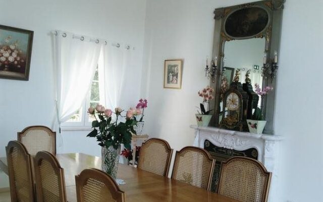 Domaine De Lardoisiere