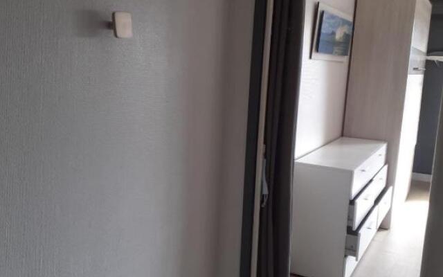 Studio 200 meters from the main beach