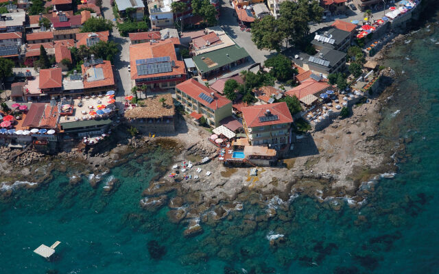 Yali Hotel