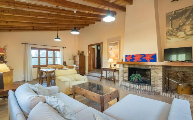 Holiday Home Es Barracar - CMI105