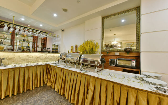 Golden Rice Hotel