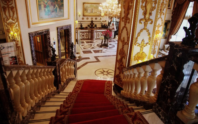 Serenada Golden Palace - Boutique Hotel