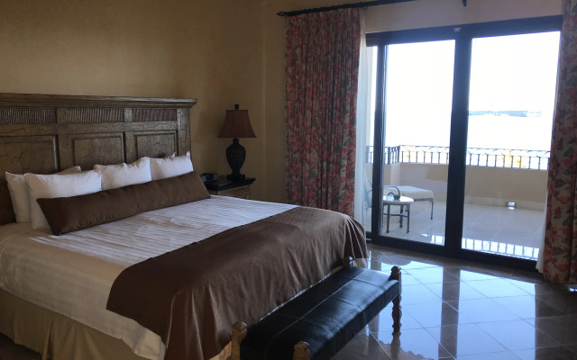La Mision Loreto Hotel