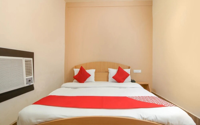 Hotel Crystal Riverside by OYO Rooms