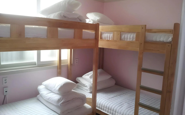 Namu Guesthouse - Hostel